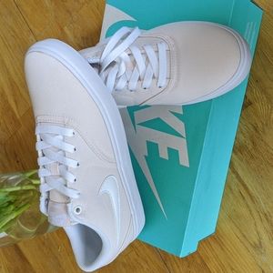 Nike SB Check Solarsoft Canvas